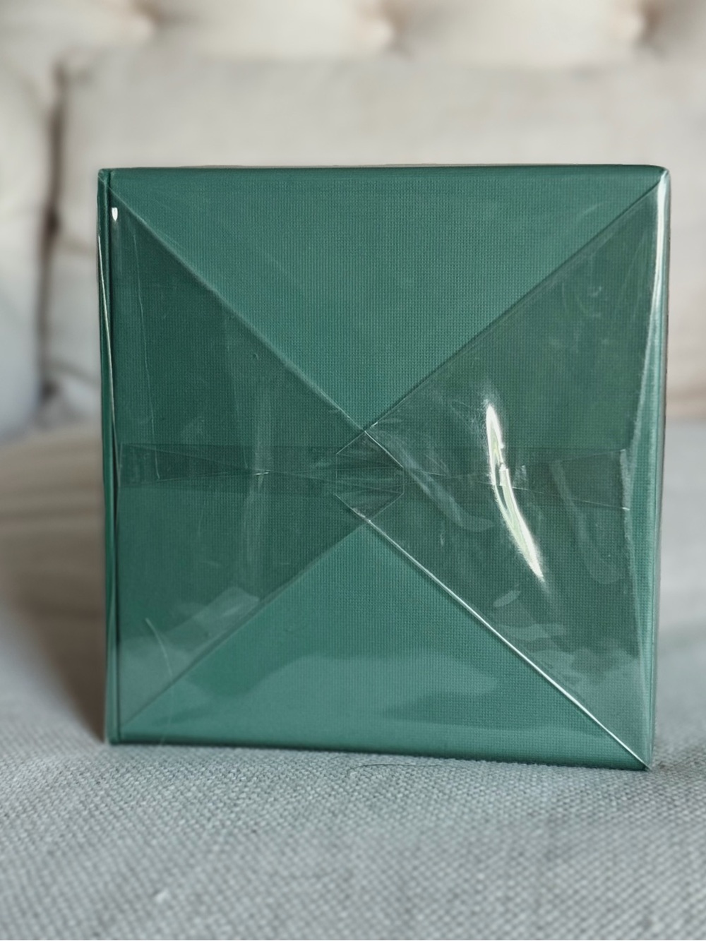 La Mer The Moisturizing Cream 3.4 oz - Picture 3 of 6